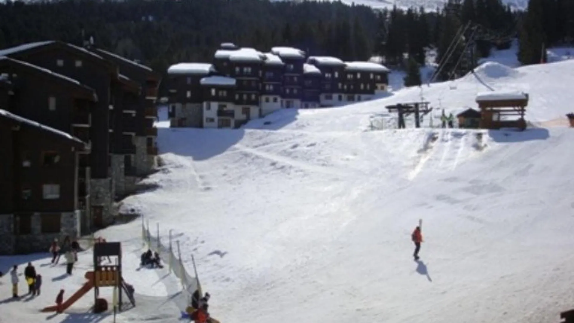 Studio Pratique A Valmorel, Pied Des Pistes, 4 Couchages, Proche Remontees Et Commerces - Fr-1-356-363 Appartement Valmorel